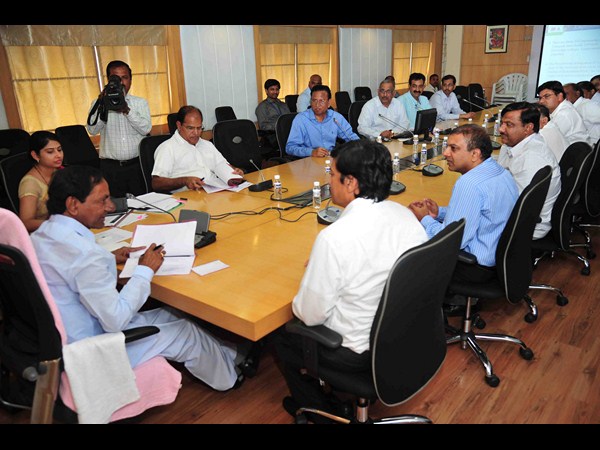 కెసిఆర్