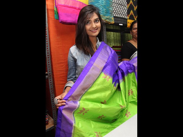 కొలువుదీరిన 'పోచంపల్లి ఇఖత్ ఆర్ట్' మేళా