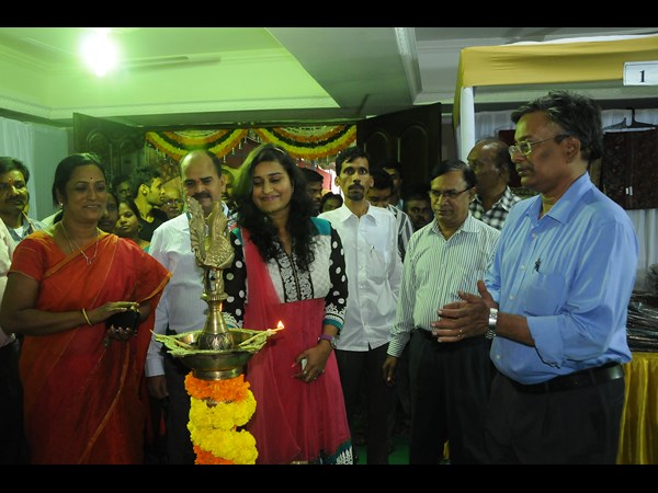 మహతి మహతి