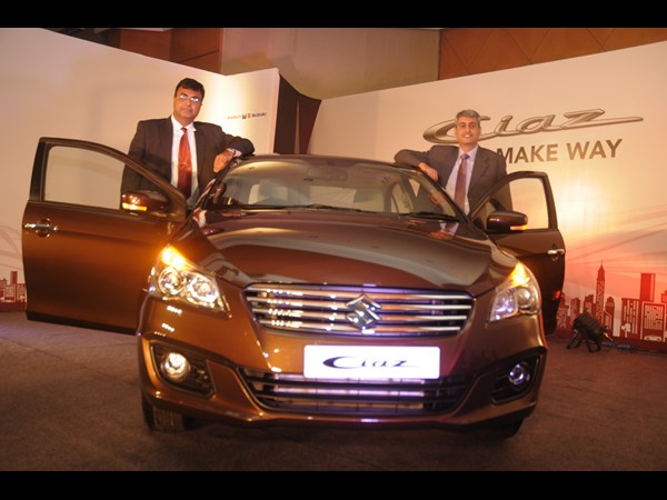 సియాజ్ కారు