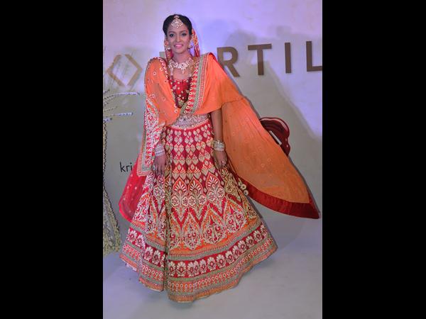 జువెల్లరీ షో జువెల్లరీ షో