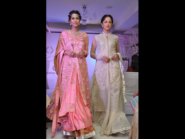 జువెల్లరీ షో జువెల్లరీ షో