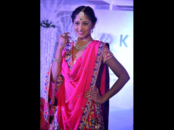 జువెల్లరీ షో జువెల్లరీ షో