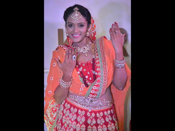 సినీ నటి సోనియా సినీ నటి సోనియా