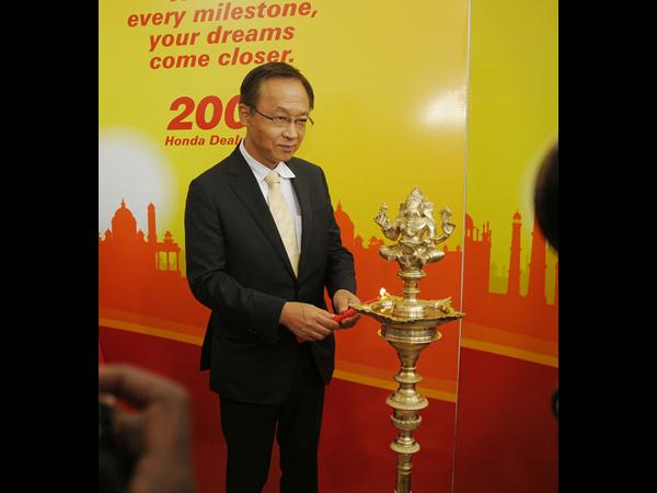  భారత్‌లో 200వ షోరూమ్ ‘మెట్రో హోండా'