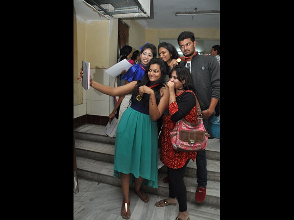  హామ్స్‌టెక్ ఫ్యాషన్‌లో అదరగొట్టిన అమ్మాయిలు