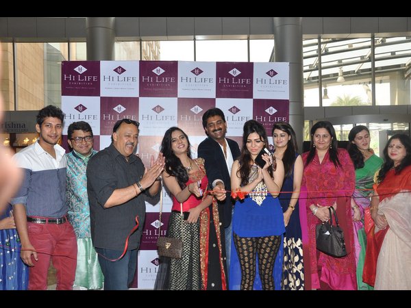 ఫ్యాషన్లో సందడి చేసిన టాలీవుడ్ తారలు ఫ్యాషన్లో సందడి చేసిన టాలీవుడ్ తారలు