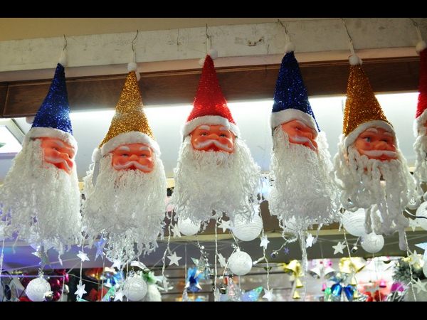  ఊపందుకున్న షాపింగ్ కాంప్లెక్స్‌ల హడావుడి