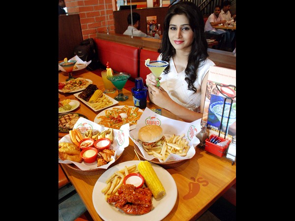 బంజారా హిల్స్లో చిలీస్ అమెరికన్ గ్రిల్స్ బార్ ప్రారంభం బంజారా హిల్స్లో చిలీస్ అమెరికన్ గ్రిల్స్ బార్ ప్రారంభం