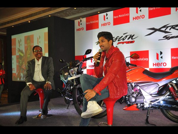  హీరో గ్లామర్ బైక్ అంటే ఎంతో ఇష్టం: అల్లు అర్జున్