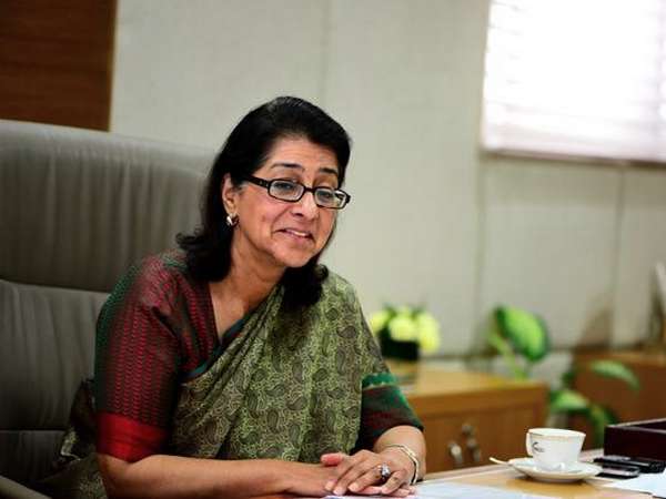 నైనా లాల్ కిద్వాయ్ 