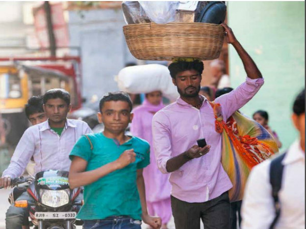 సెమీ అర్బన్ మీదే దృష్టి సెమీ అర్బన్ మీదే దృష్టి