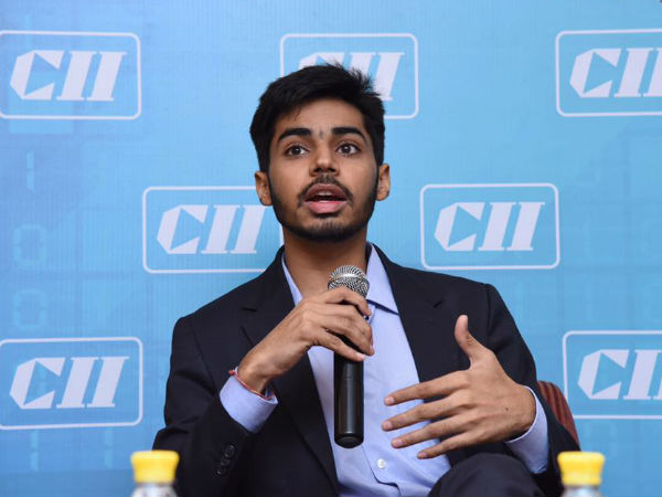 1.త్రిష్ణీత్ అరోరా