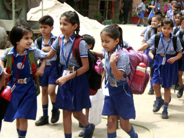 స్కూల్స్ :