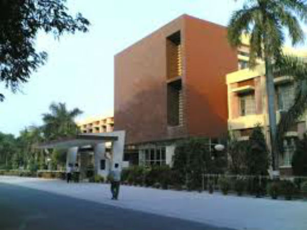 5. ఇండియన్ ఇన్స్టిట్యూట్ ఆఫ్ టెక్నాలజీ కాన్పూర్ (ఐఐటికె)