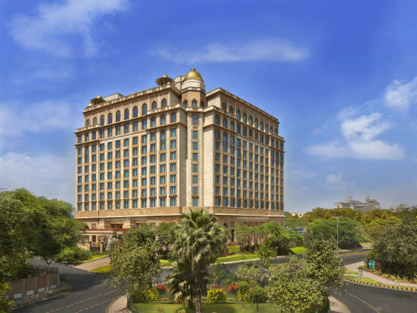 3. లీలా ప్యాలెస్ కెమ్పిన్స్కి, న్యూఢిల్లీ 3. లీలా ప్యాలెస్ కెమ్పిన్స్కి, న్యూఢిల్లీ