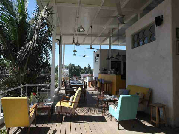 ఓం మేడ్ కేఫ్ Om Made Cafe :