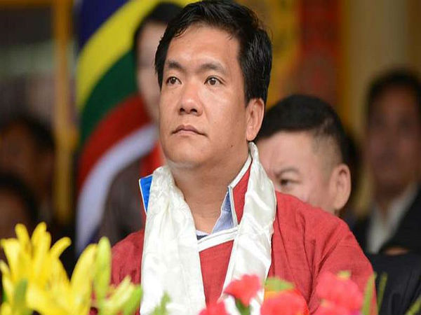 2.పేమ ఖండు(Pema Khandu ):