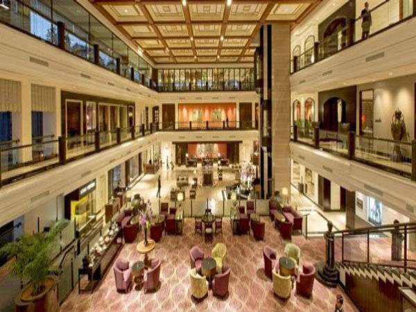 8. తాజ్ ల్యాండ్ ఎండ్స్, ముంబై 8. తాజ్ ల్యాండ్ ఎండ్స్, ముంబై