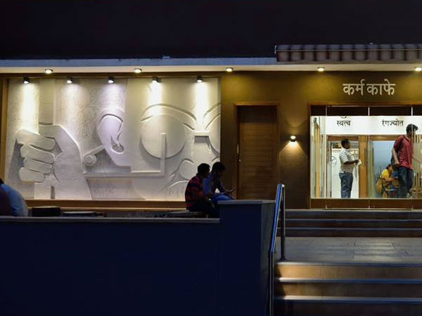 125 మందికి ఆహారం ఏర్పాట్లు: