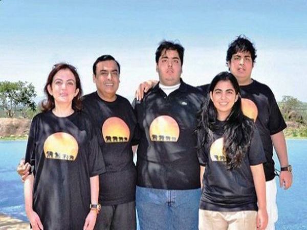 ముగ్గురి పెళ్లిళ్లు ఒకేసారి