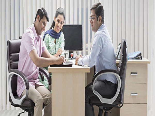 నకిలీ డాక్యూట్మెంట్లు 