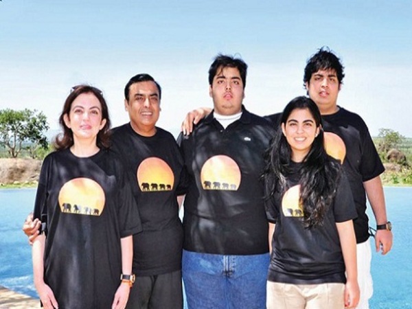 తమ ముగ్గురి పిల్లలు