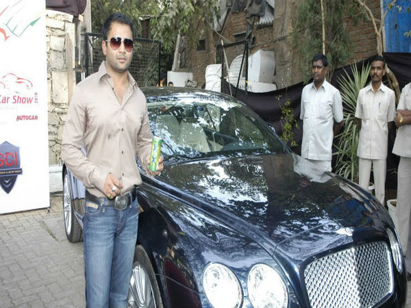 సచిన్ జోషి కార్లు 