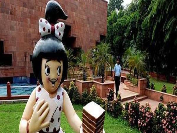  సొంత ఊరిలో