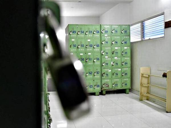 క్లబ్ వారిని క్లబ్ వారిని