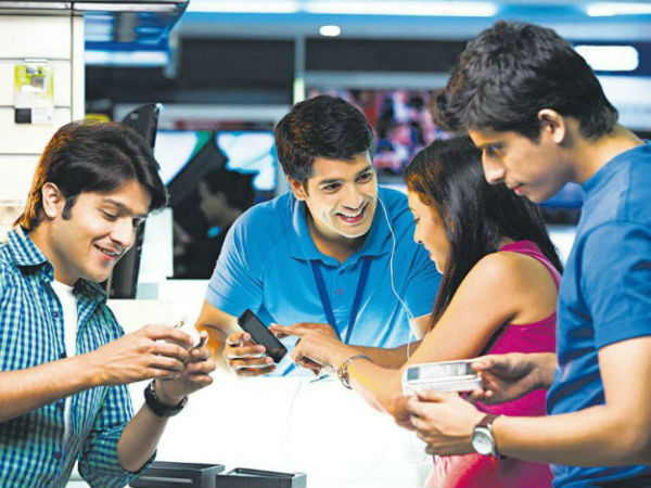 అంబానీ మాట్లాడుతూ: అంబానీ మాట్లాడుతూ: