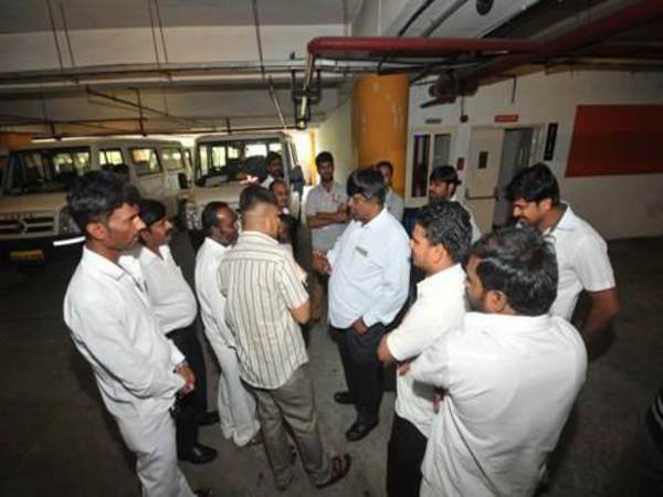  బిక్షగాడి రూపంలో 