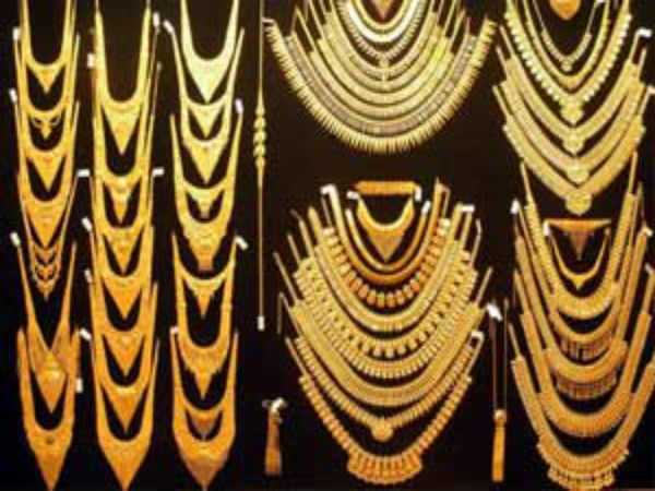 తెలుగు రాష్ట్రాల్లో: