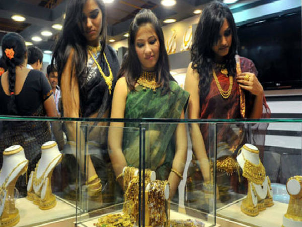 తెలుగు రాష్ట్రాల్లో: