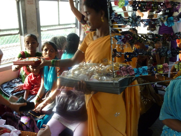 రైల్వే షాపింగ్