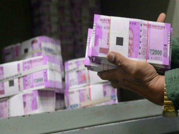 మనం వాడే రూ.2000 లేదా రూ.200 రూపాయల నోట్లు