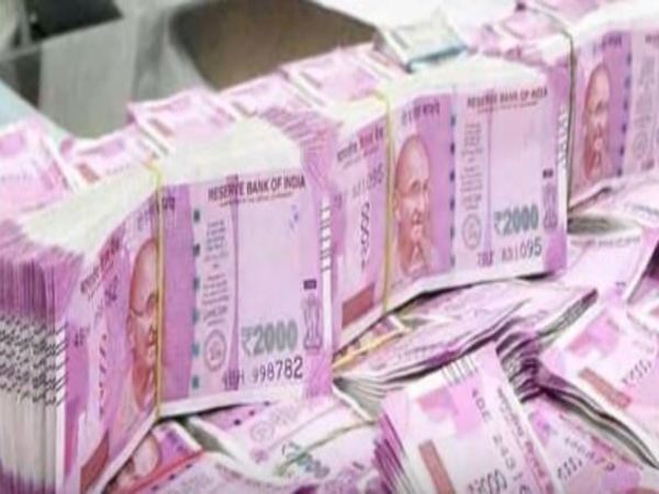 యువకులను