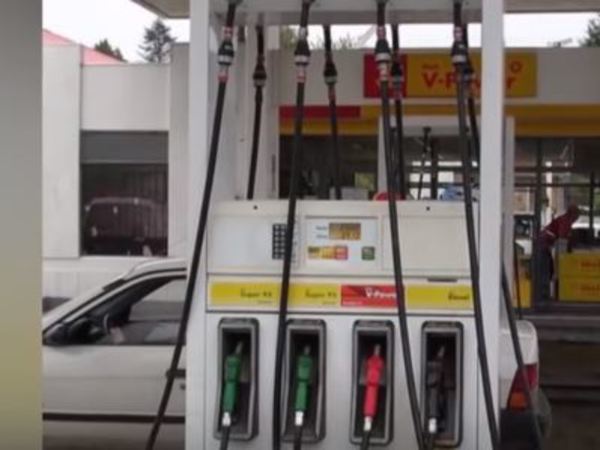 పెద్ద పెద్ద పైపులను పెద్ద పెద్ద పైపులను