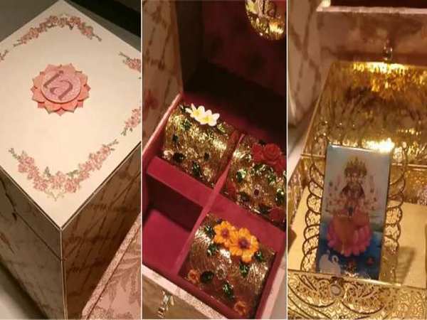 పెళ్లికార్డును పెళ్లికార్డును