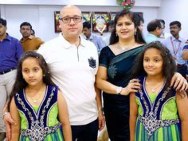 సొంత ఊరిని: