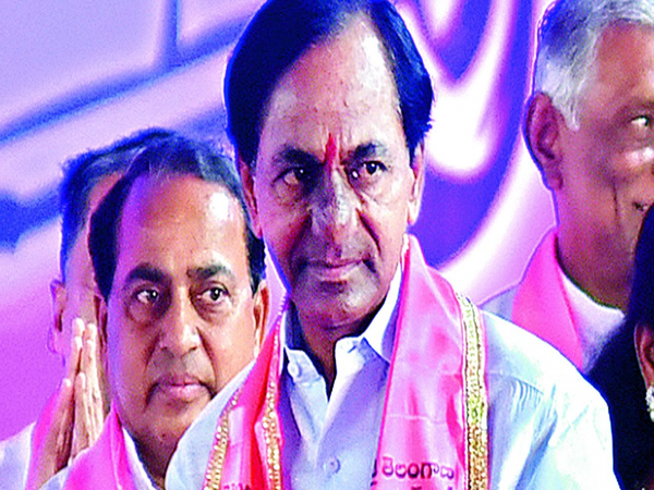 తెలంగాణలో పెన్షన్ రావాలి అంటే పక్క ఇవి ఉండాలి మీ దగ్గర ఉన్నాయా? తెలంగాణలో పెన్షన్ రావాలి అంటే పక్క ఇవి ఉండాలి మీ దగ్గర ఉన్నాయా?