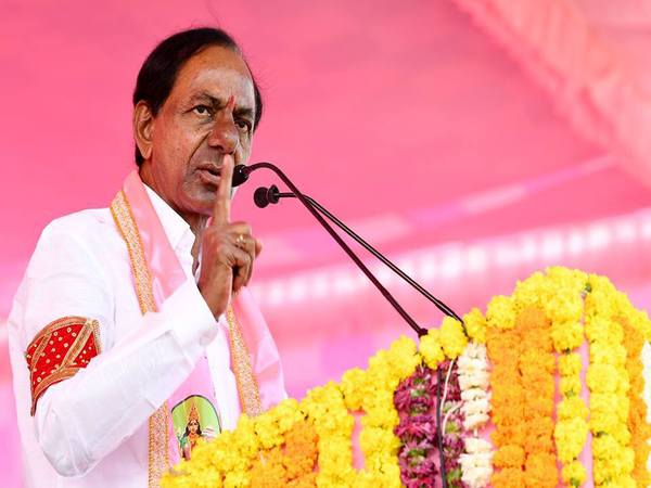 ప్రమాణస్వీకారానికి: