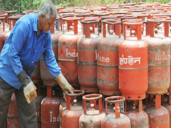 ఢిల్లీలో సిలిండర్ ధర