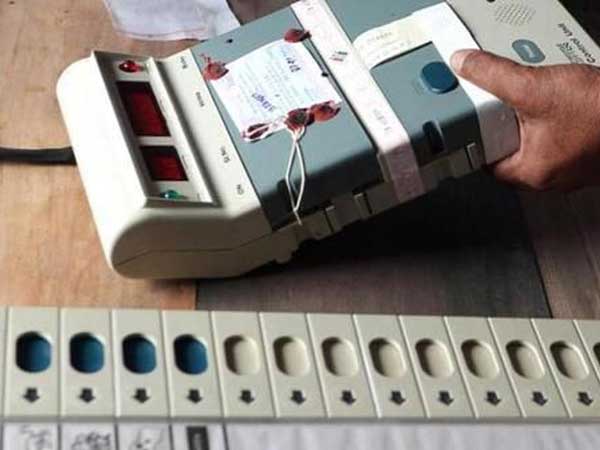 ఓటరు స్లిప్ ఉంటే సరిపోదు, ఈ 11 వాటిల్లో ఒకటి ఉండాలి