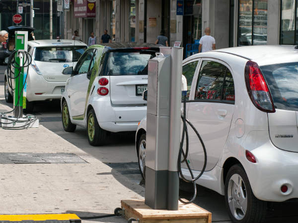 కేవలం EV సేల్స్ ఉండేలని సూచనలు