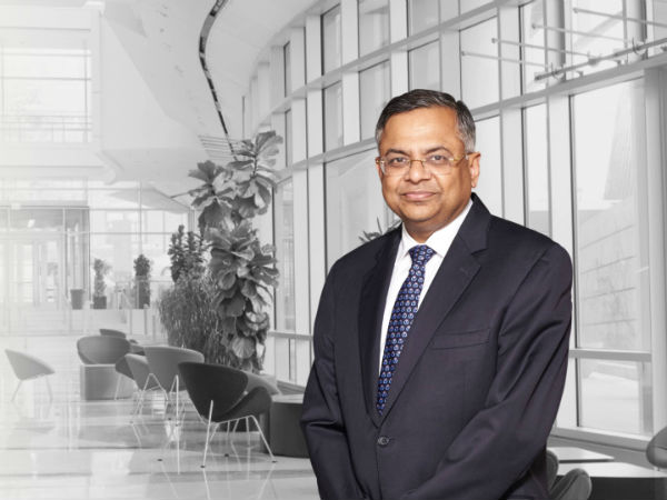 టీసీఎస్‌లో వందకు పైగా, ఇన్ఫోసిస్‌లో 60