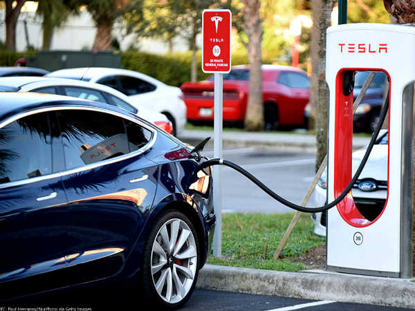 ఎలక్ట్రిక్ కార్లు ఉన్నాయా