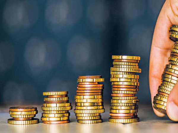 పెట్టుబడుల ఆకర్షణ, అభివృద్ధి దెబ్బతింటాయి