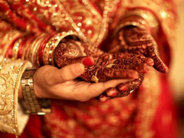 ఇలా రూ.2500 వసూలు..