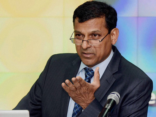 రాజకీయ జోక్యం పెరుగుతోంది